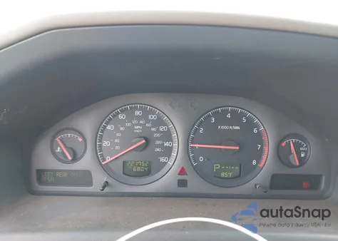 2001 Volvo V70 2.4 A/2.4 A Sr/2.4 M/2.4 M Sr (Discontinued) из США, поврежденный, VIN YV1SW61RX12091155